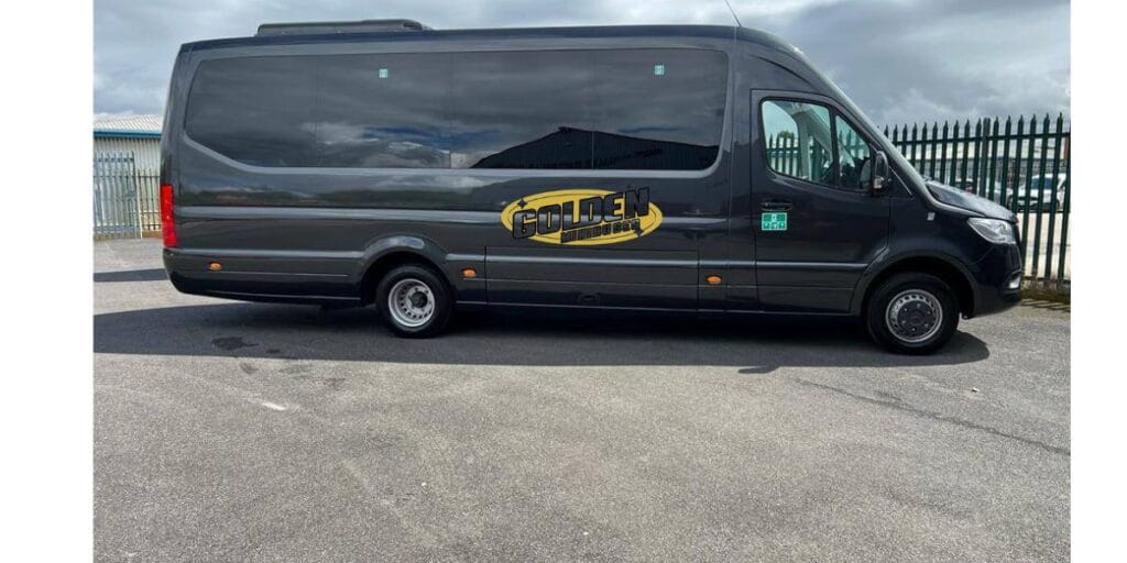 what-is-minibus-hire-and-who-uses-it