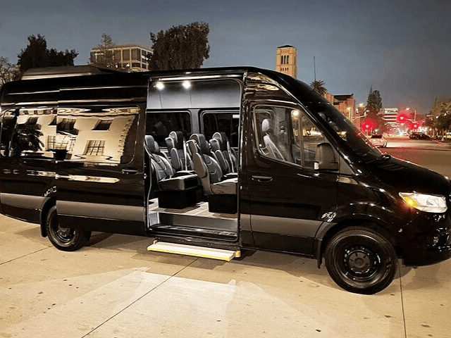 Minibus Hire in Uk